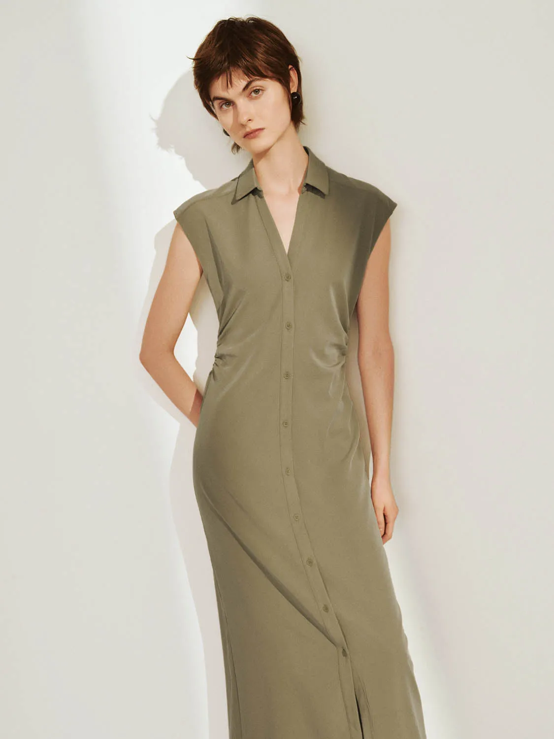 Straight Dresses sold by Urban Revivo product image thumbnail 4