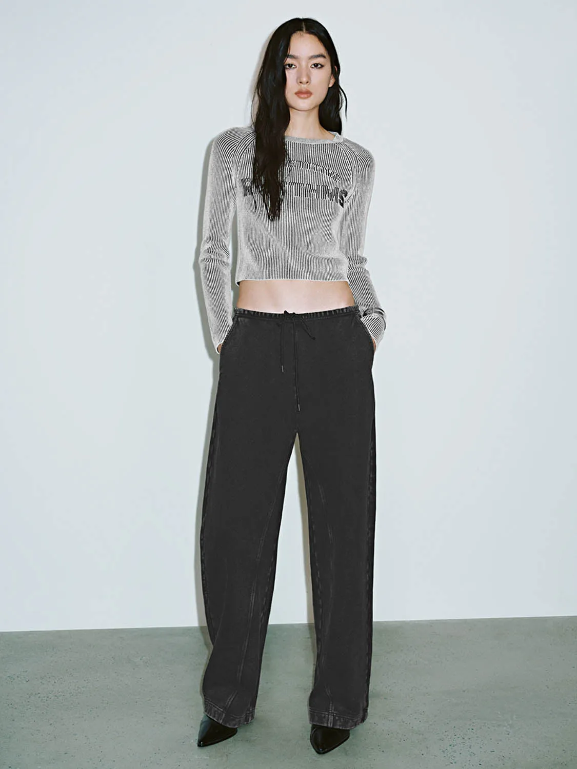 Cropped Knitted T-Shirts sold by Urban Revivo product image thumbnail 5