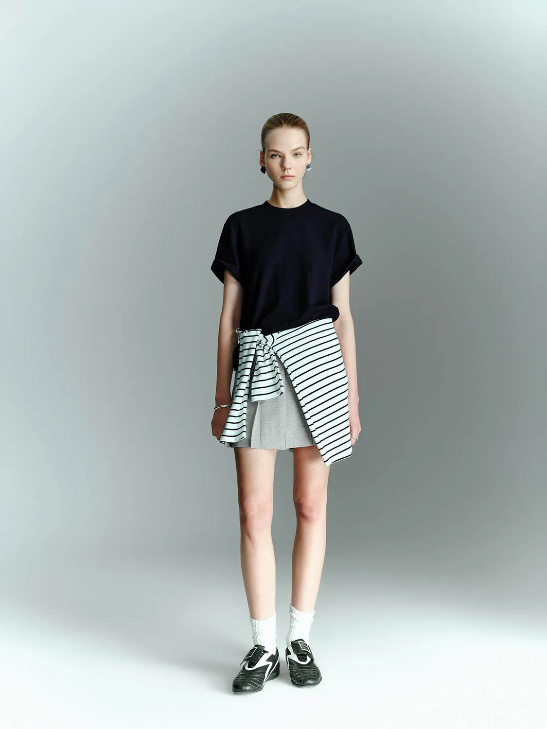 Regular Short Sleeve T-Shirts sold by Urban Revivo product image thumbnail 3