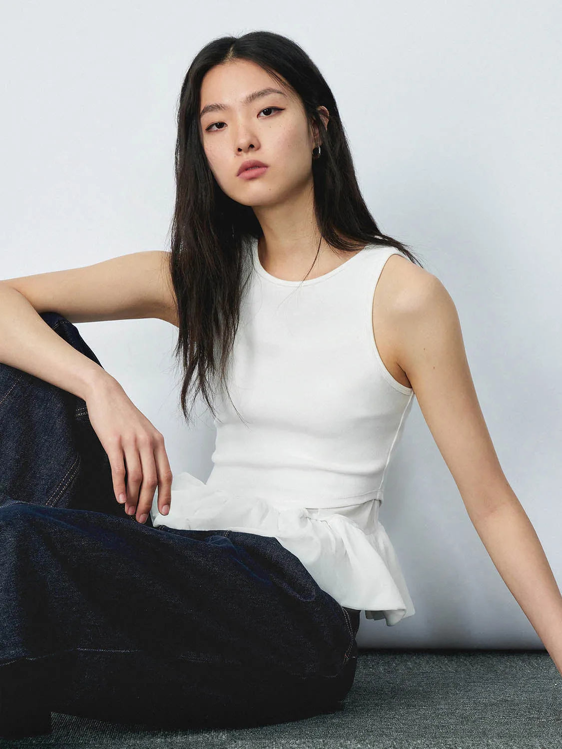 Ruffle Hem Skinny Tank Tops sold by Urban Revivo product image thumbnail 2