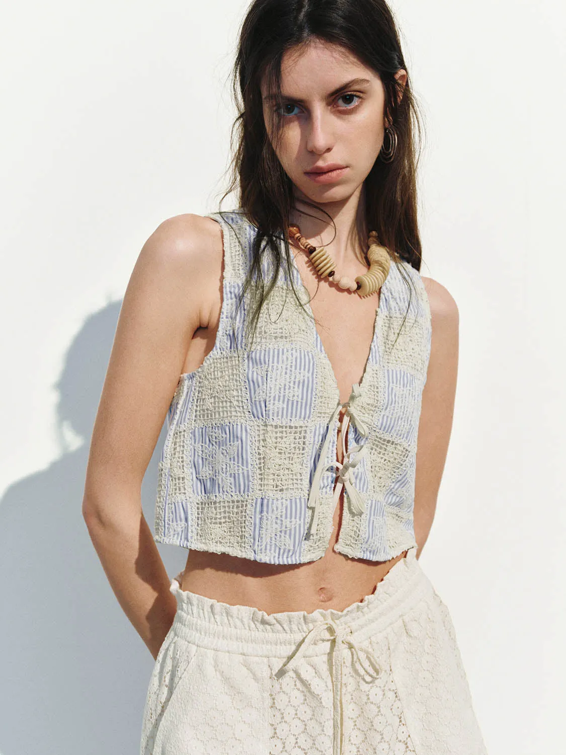 Lace Front Leisure Vests sold by Urban Revivo product image thumbnail 5