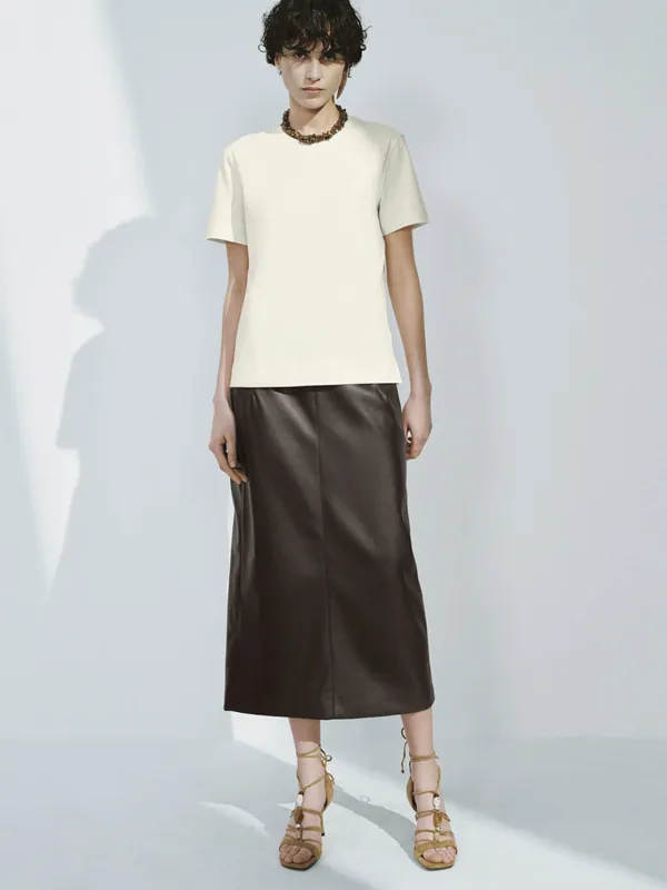 Regular Short Sleeve T-Shirts sold by Urban Revivo