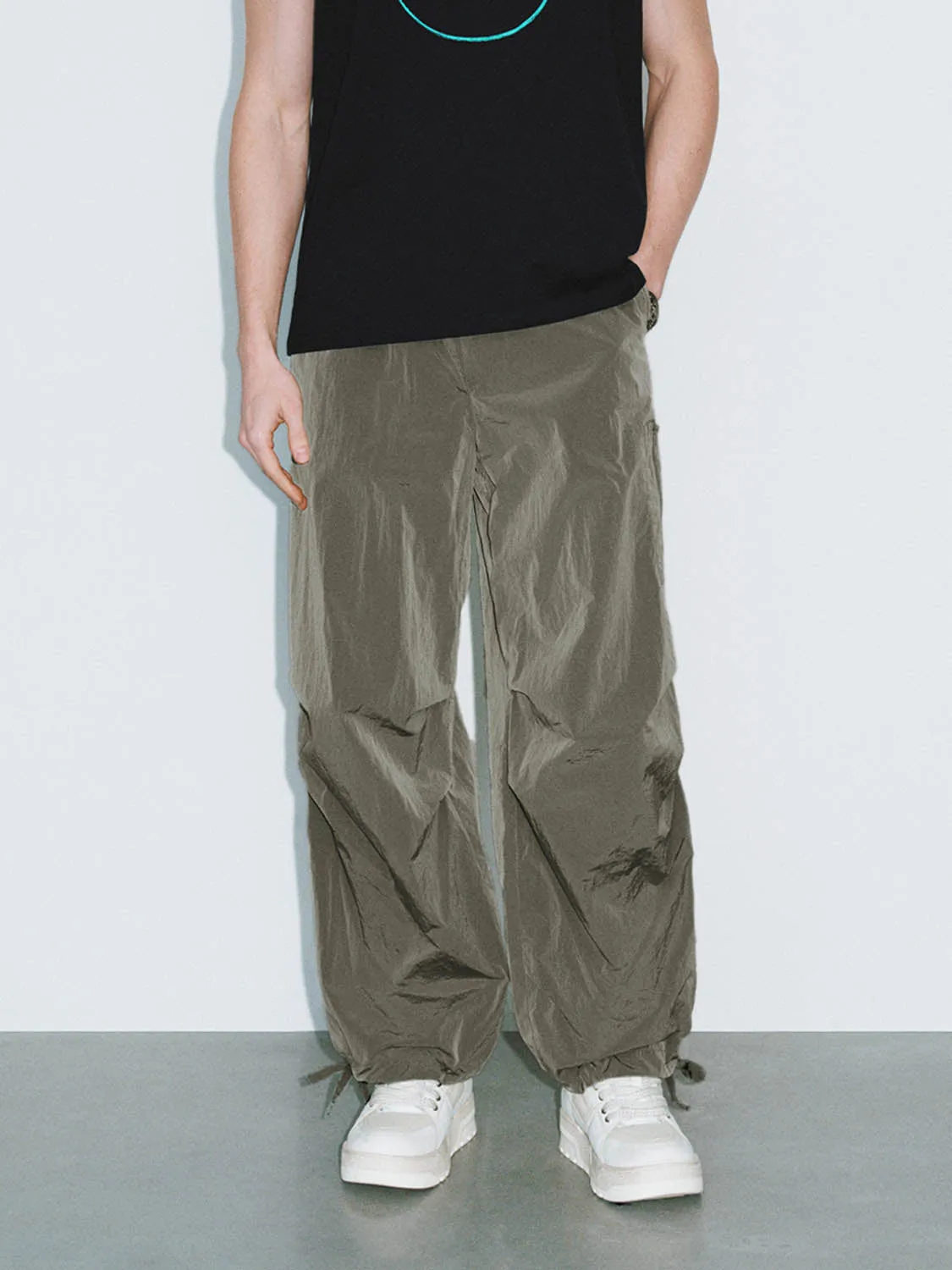 Long Wide-Leg Pants sold by Urban Revivo product image thumbnail 2