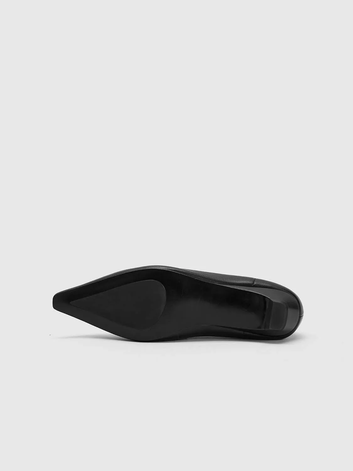 Pointed Toe Pumps sold by Urban Revivo product image thumbnail 5