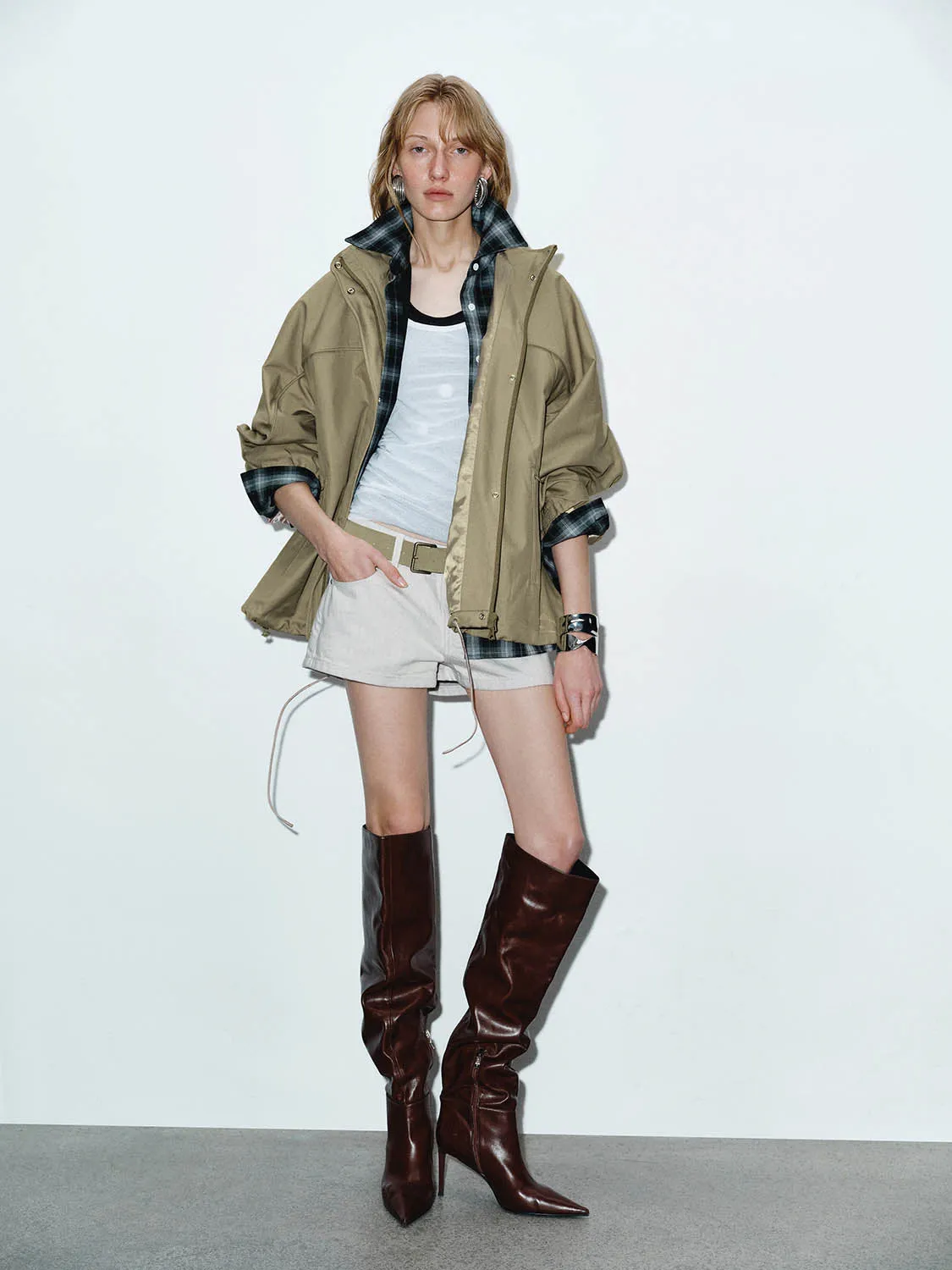 Vogue Denim Shorts sold by Urban Revivo product image thumbnail 4