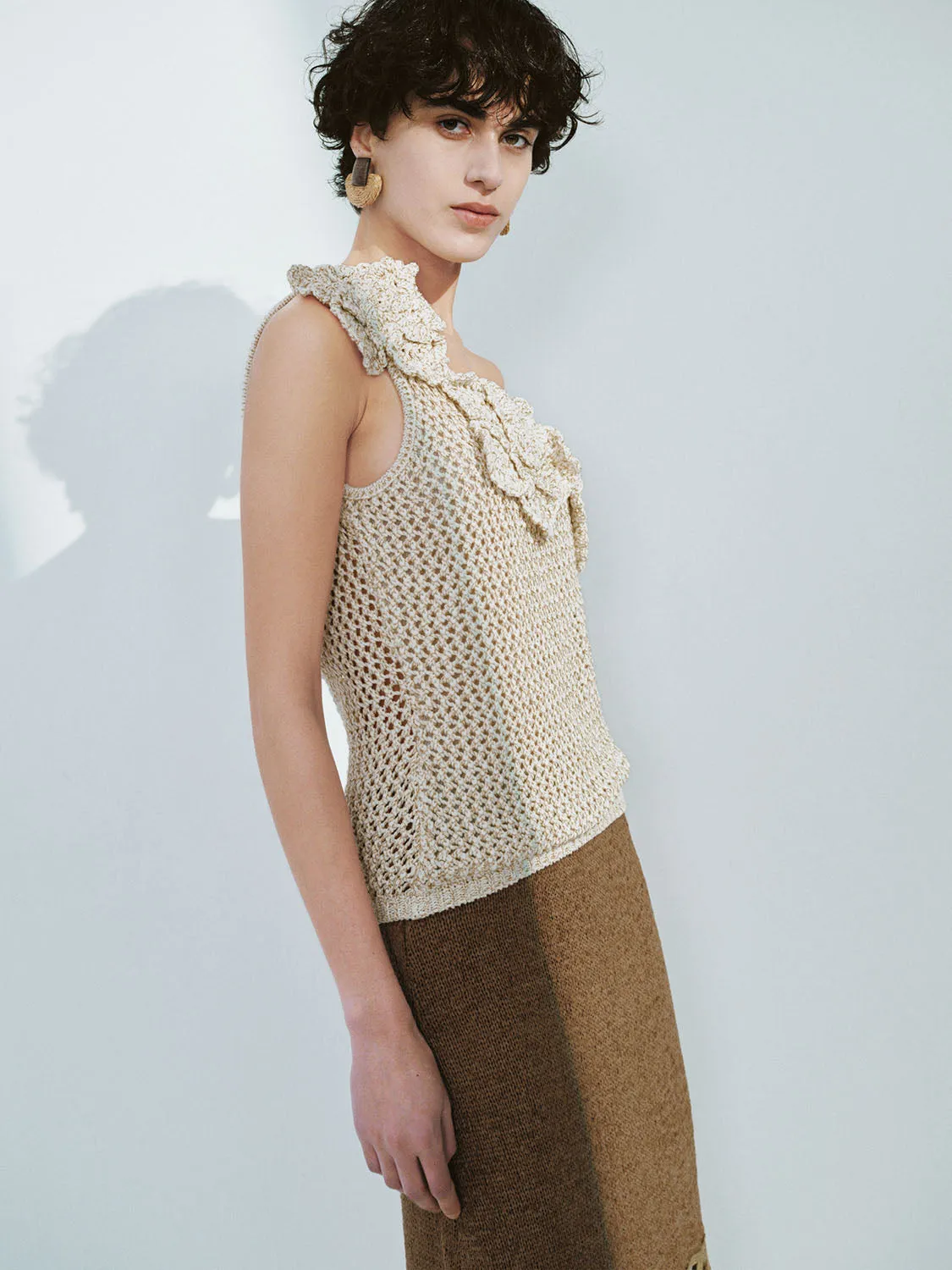 Crochet Knitted One Shoulder T-Shirts sold by Urban Revivo product image thumbnail 2