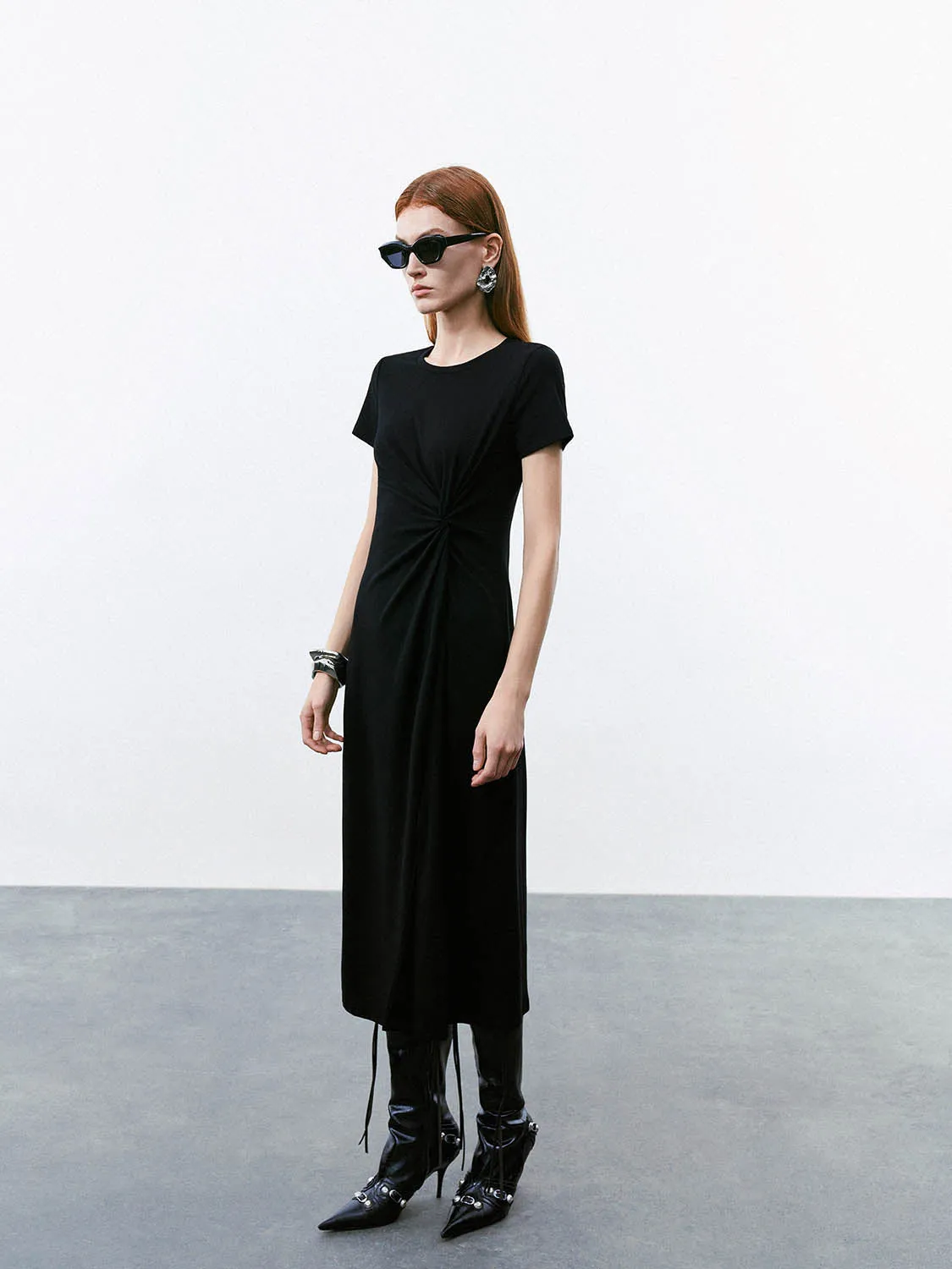 Straight Dresses sold by Urban Revivo product image thumbnail 4
