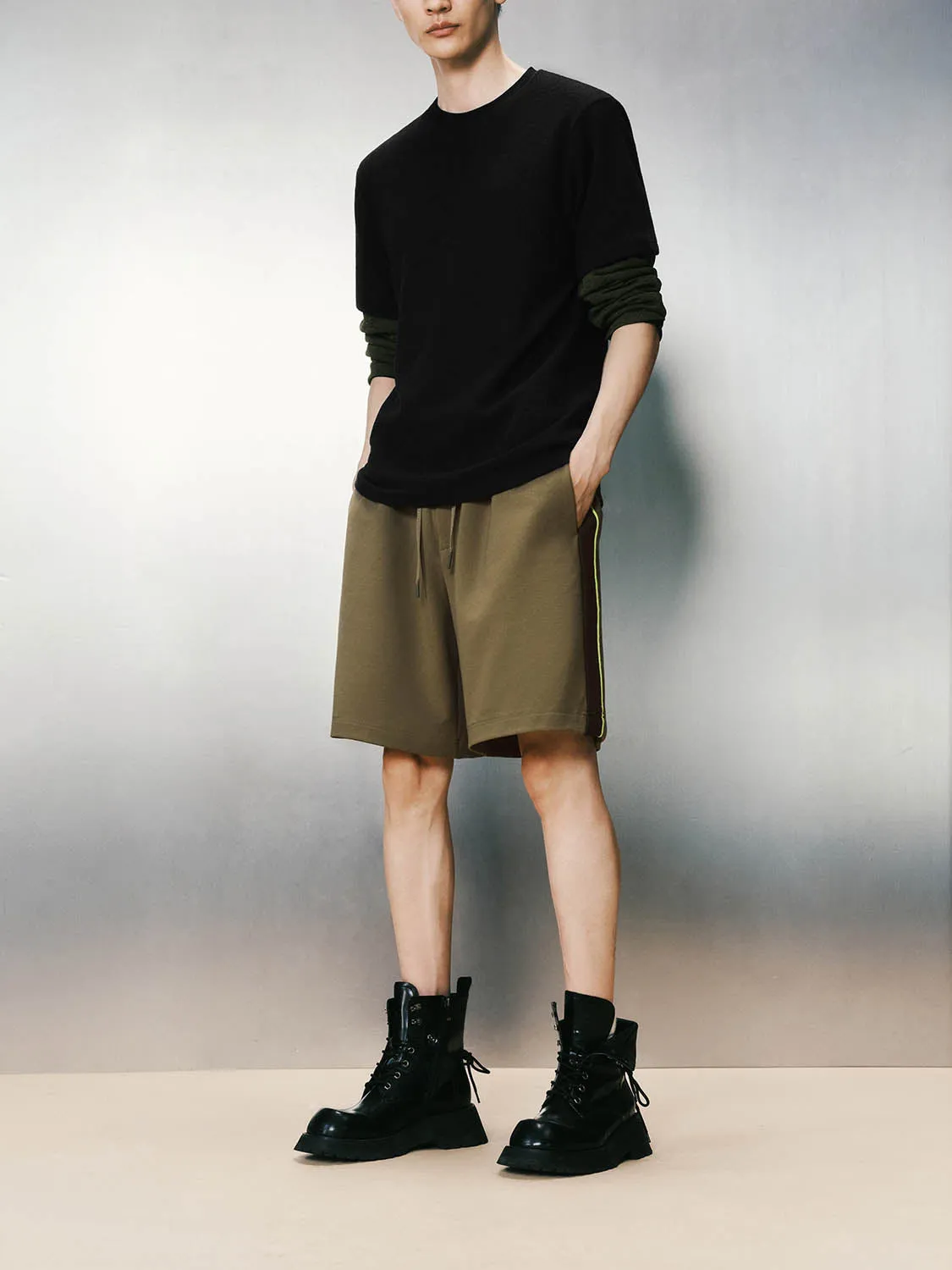 Shorts sold by Urban Revivo product image thumbnail 3