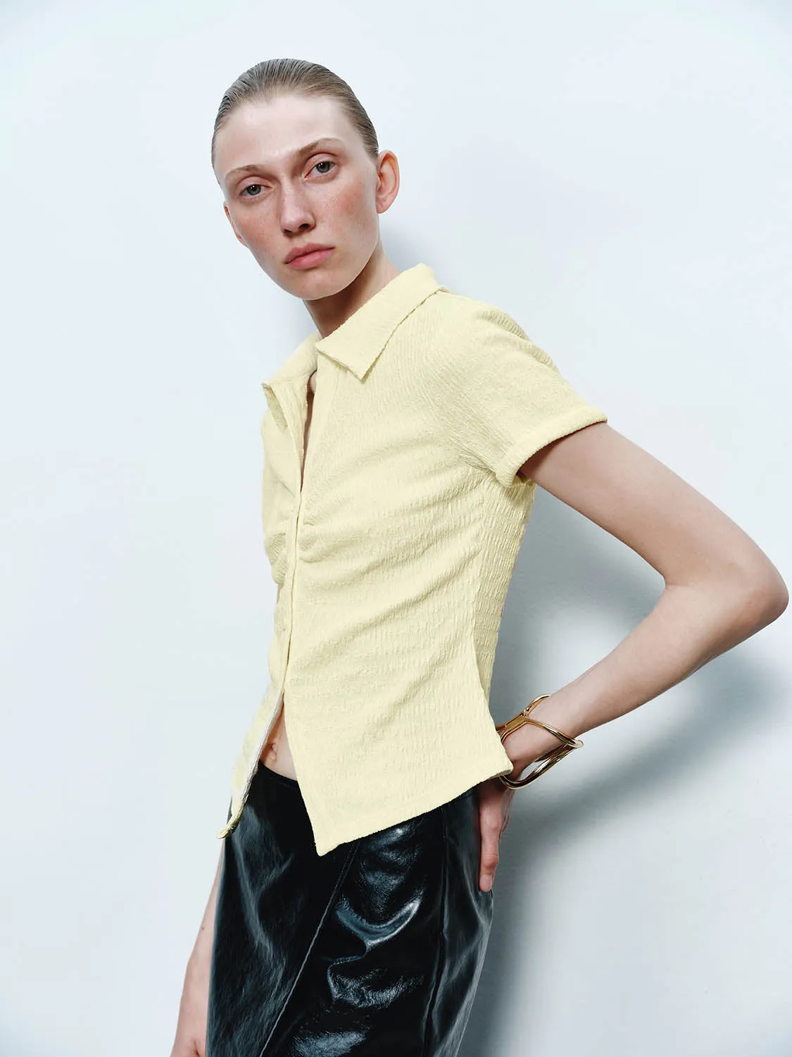 Skinny Lapel Short Sleeve T-Shirts sold by Urban Revivo product image thumbnail 3