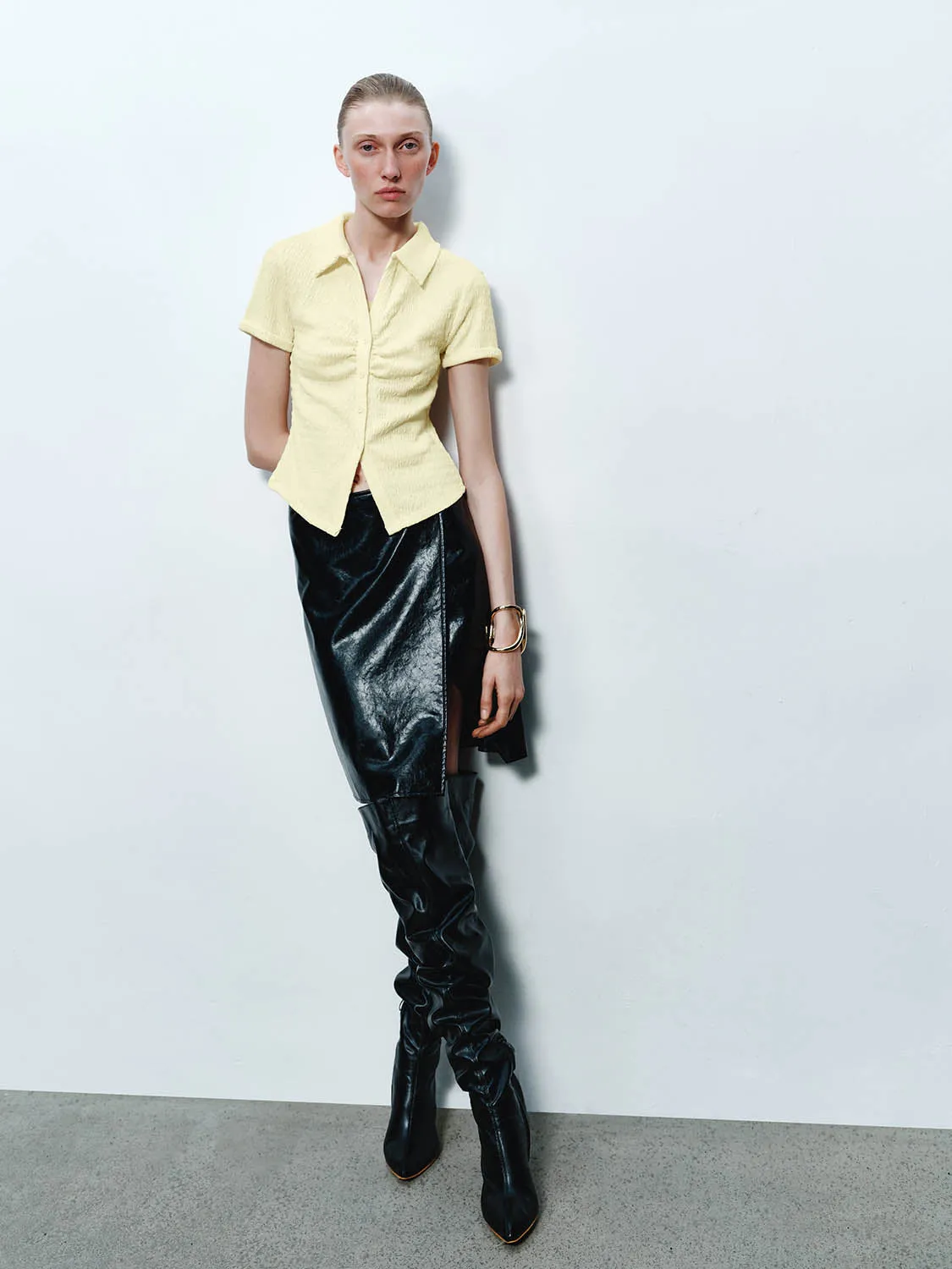 Skinny Lapel Short Sleeve T-Shirts sold by Urban Revivo product image thumbnail 5