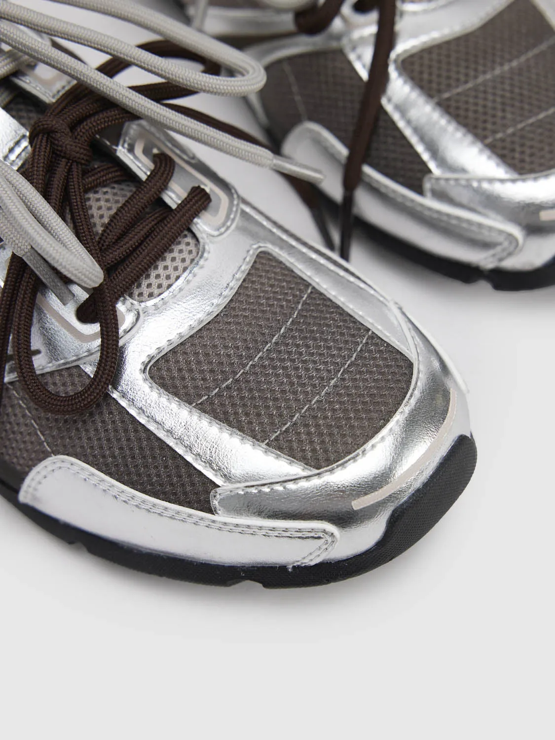Sliver Metallic Mesh Sneakers sold by Urban Revivo product image thumbnail 5