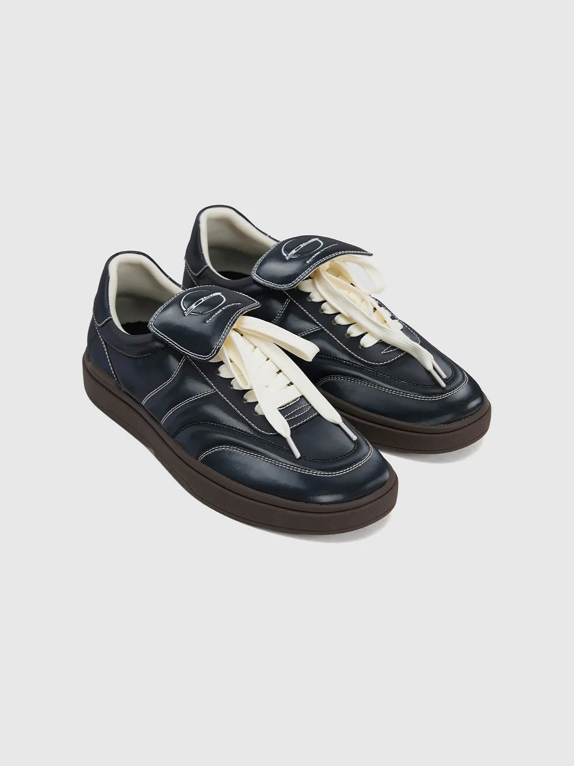 Sneakers sold by Urban Revivo