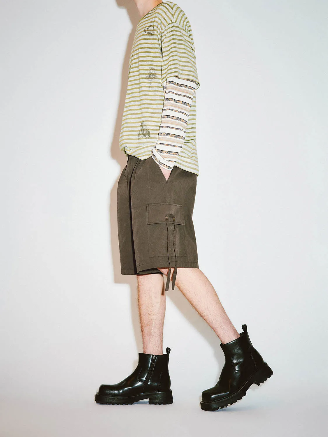 Leisure Shorts sold by Urban Revivo product image thumbnail 3