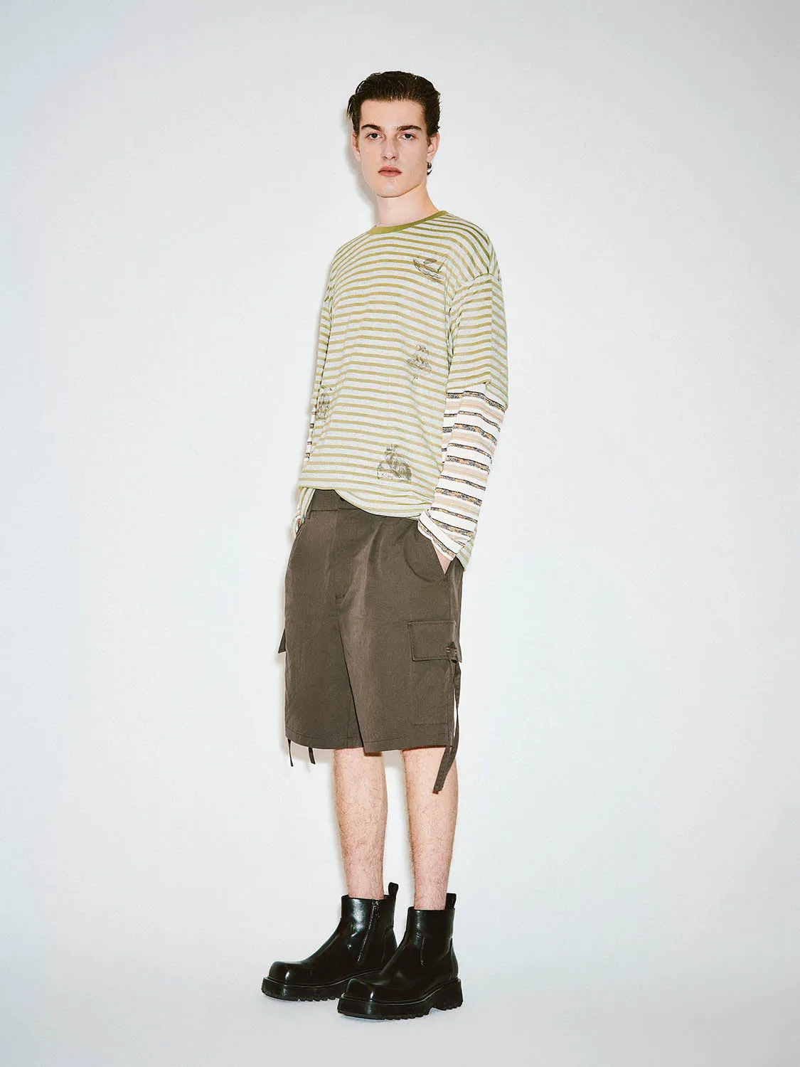 Leisure Shorts sold by Urban Revivo product image thumbnail 5