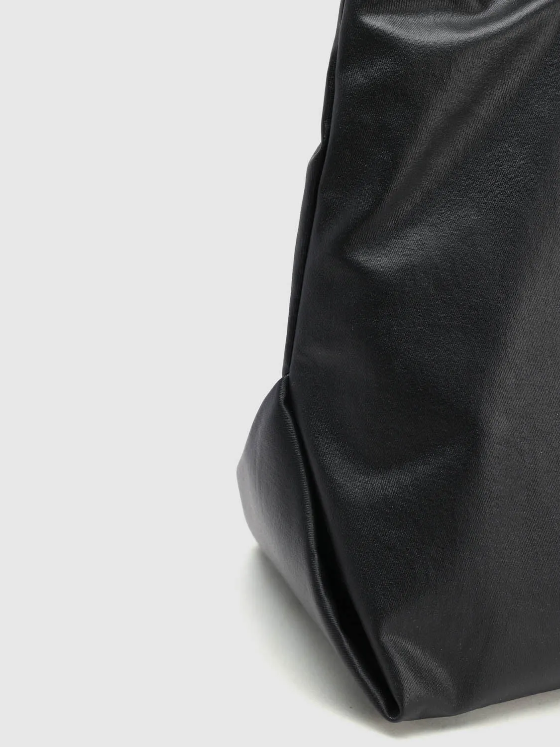 Shoulder Bags sold by Urban Revivo product image thumbnail 4