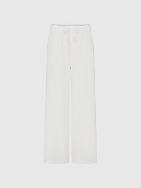 Denim Jeans sold by Urban Revivo