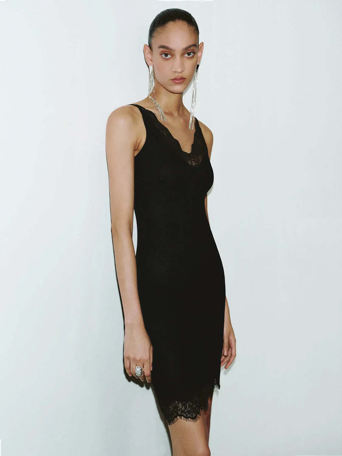 Lace Sleeveless Knitted Dresses sold by Urban Revivo product image thumbnail 2