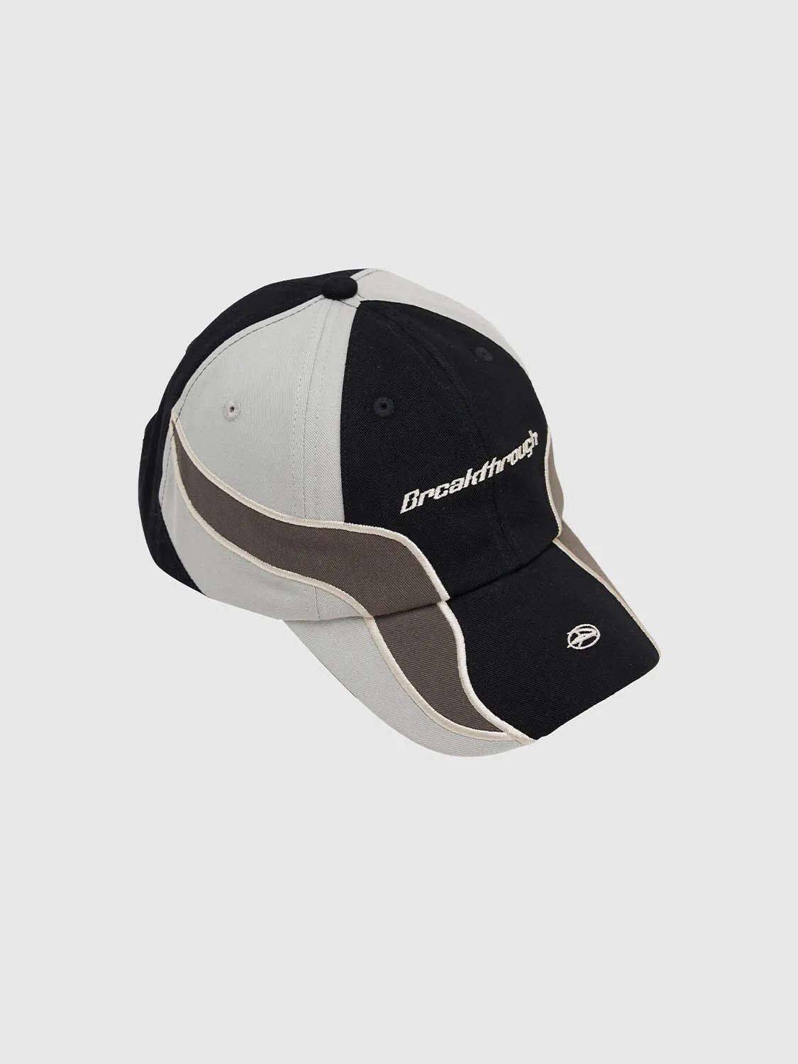 Baseball Caps sold by Urban Revivo