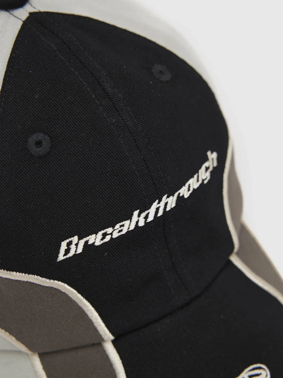 Baseball Caps sold by Urban Revivo product image thumbnail 5