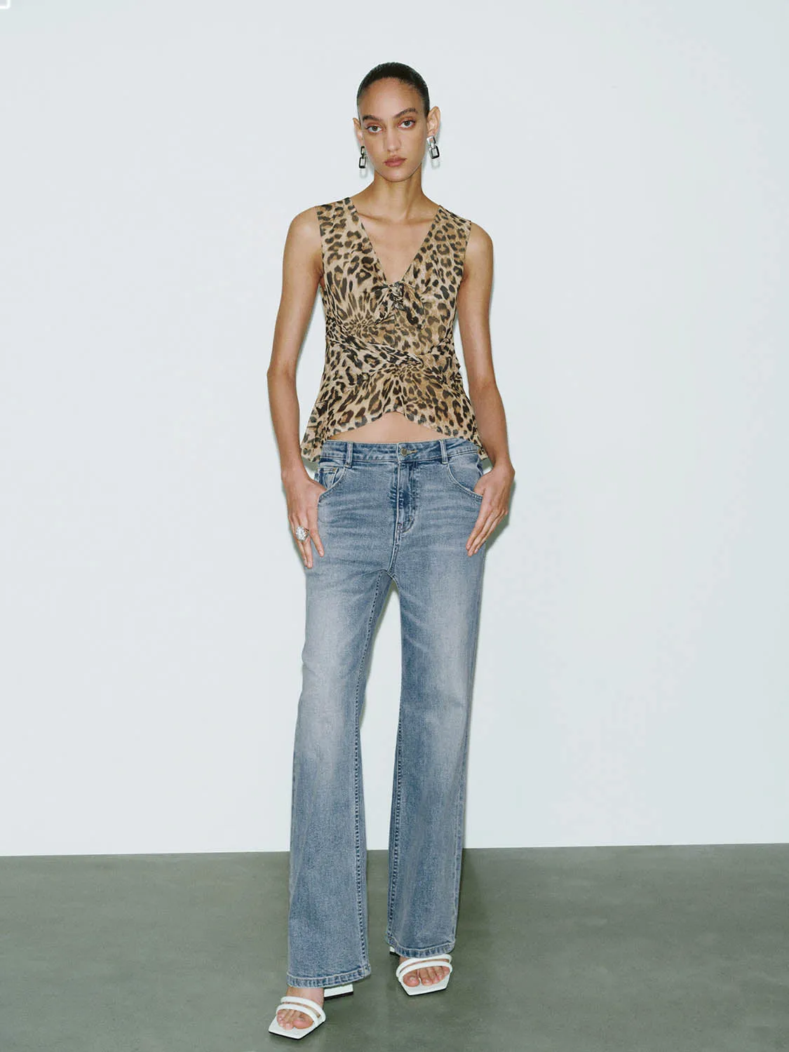 Denim Jeans sold by Urban Revivo product image thumbnail 4