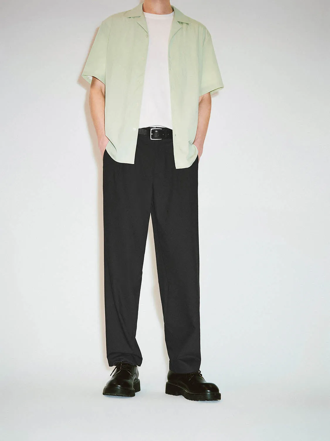 Carrot Fit Pants sold by Urban Revivo product image thumbnail 2