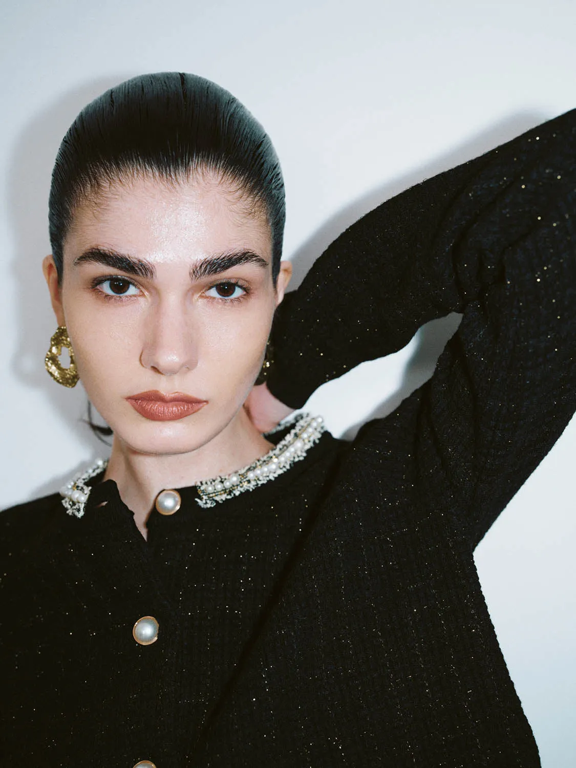 Standard Sleeve Crew Neck Knitted Cardigans sold by Urban Revivo product image thumbnail 3