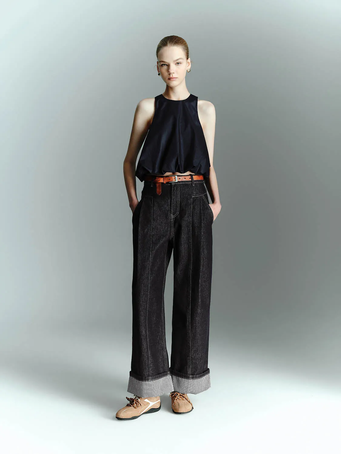 Overhead Sleeveless Blouses sold by Urban Revivo product image thumbnail 4