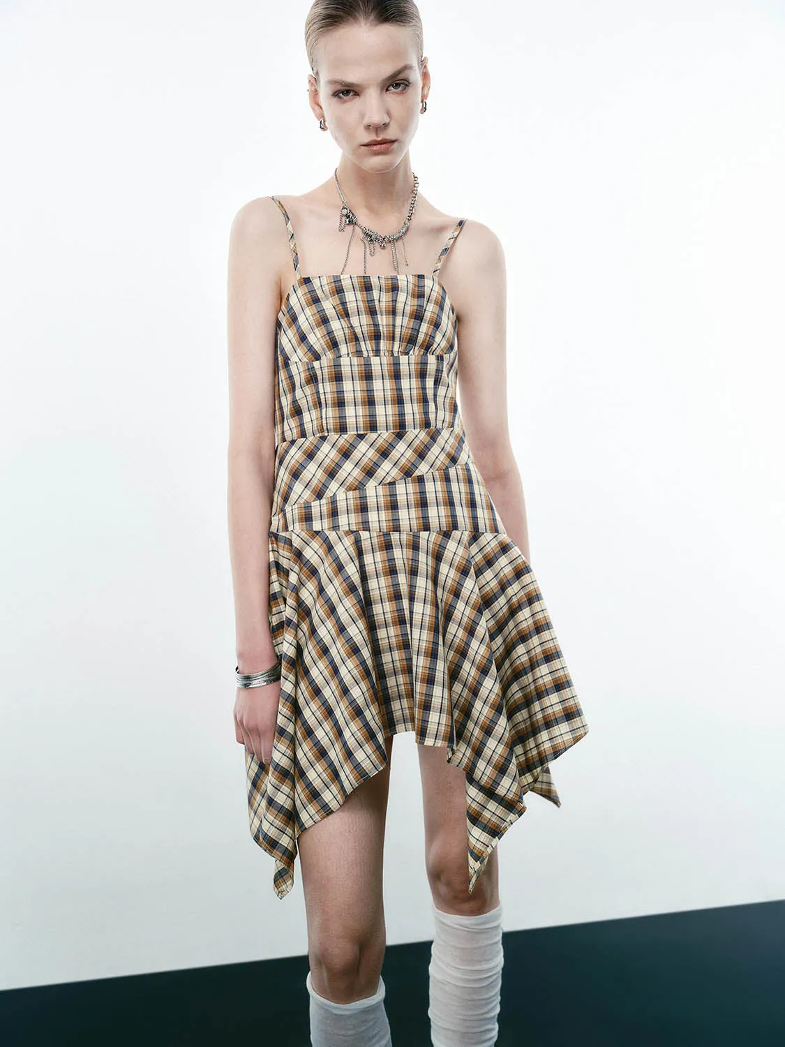 Cami Plaid A-Line Dresses sold by Urban Revivo product image thumbnail 5