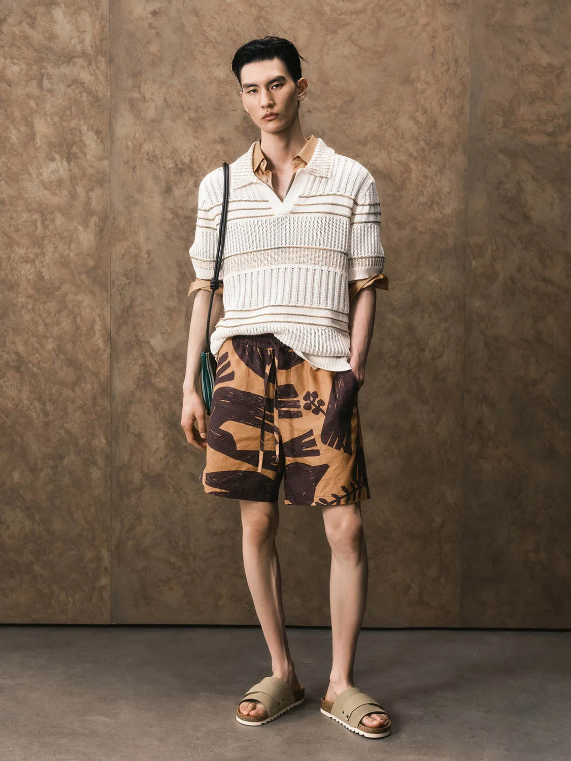 Shorts sold by Urban Revivo product image thumbnail 4