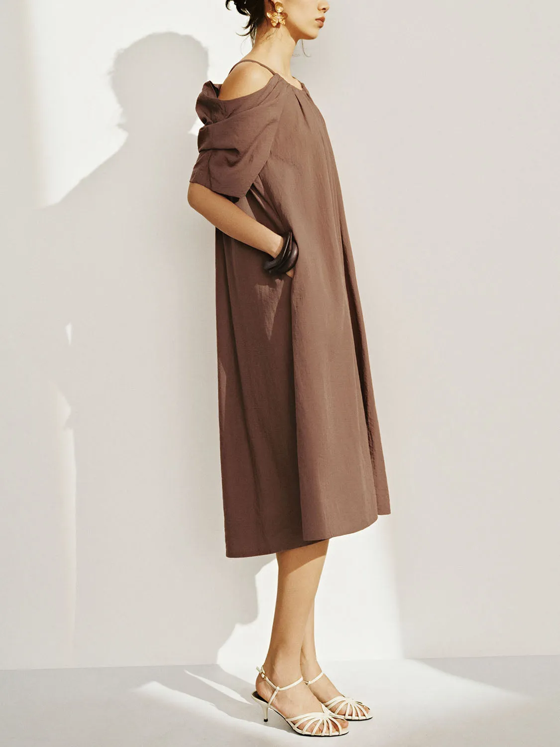 Off Shoulder Straight Dresses sold by Urban Revivo product image thumbnail 3