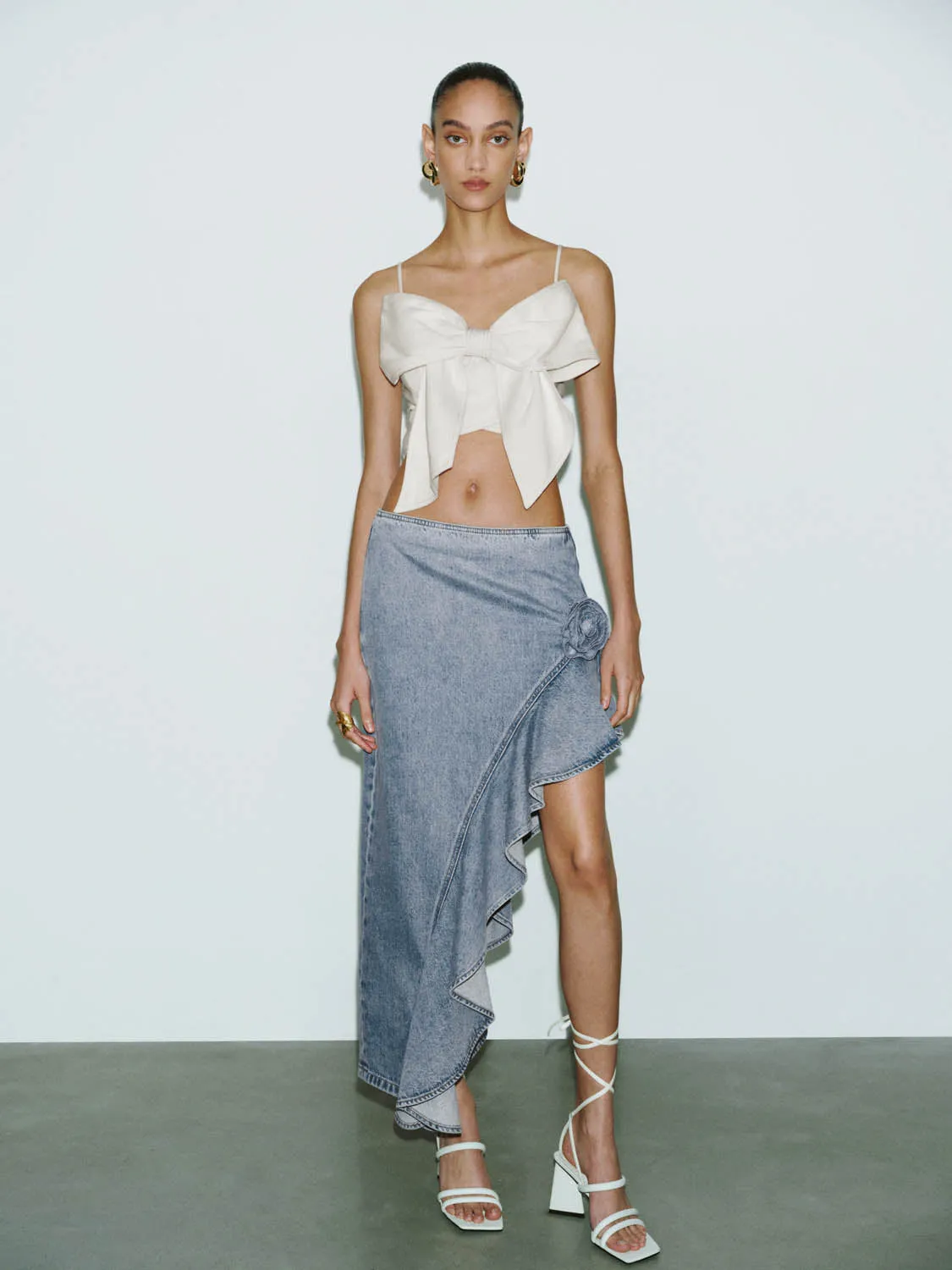 Irregular Hem Denim Skirts sold by Urban Revivo product image thumbnail 4