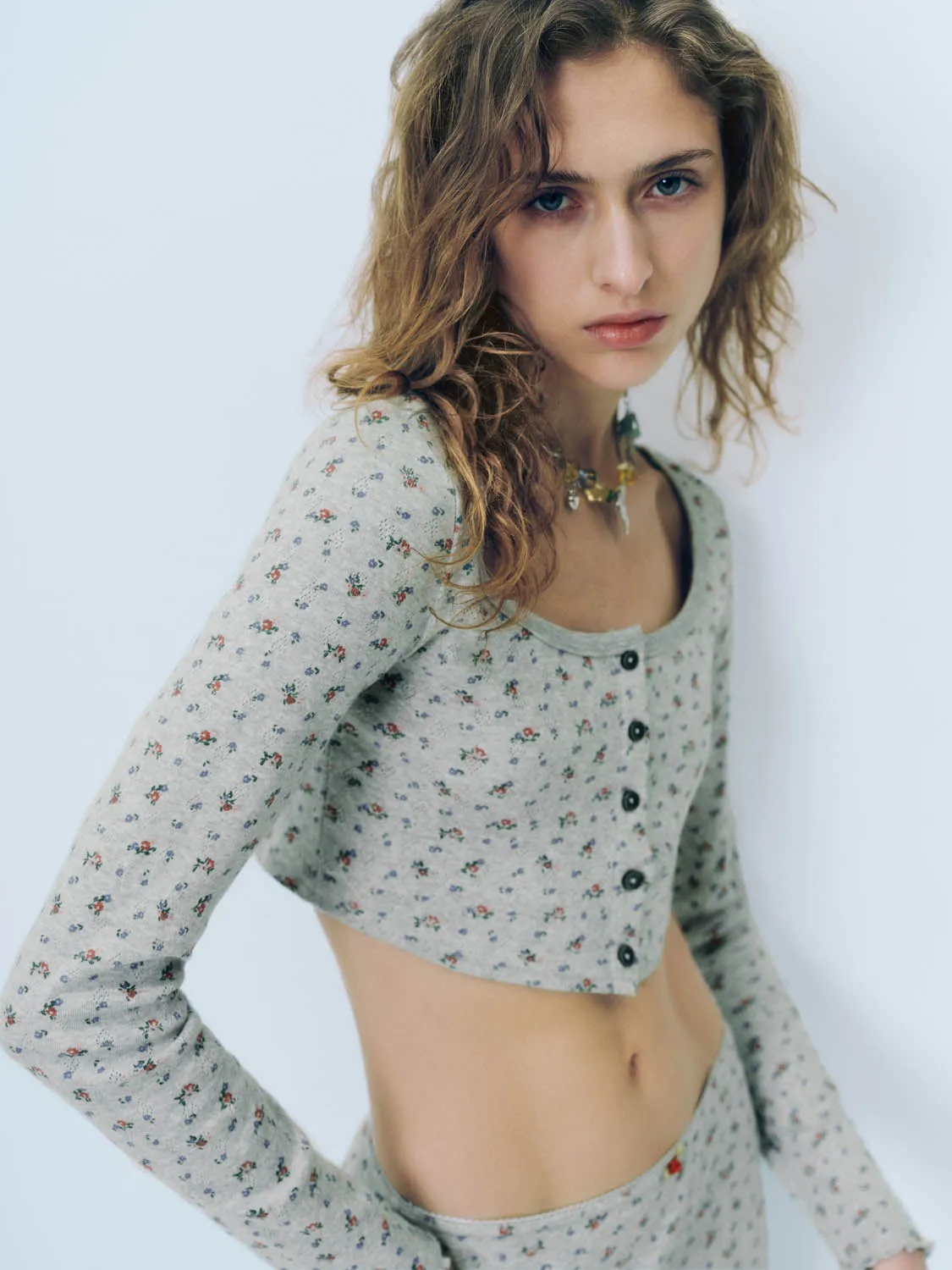 Floral Skinny T-Shirts sold by Urban Revivo product image thumbnail 3