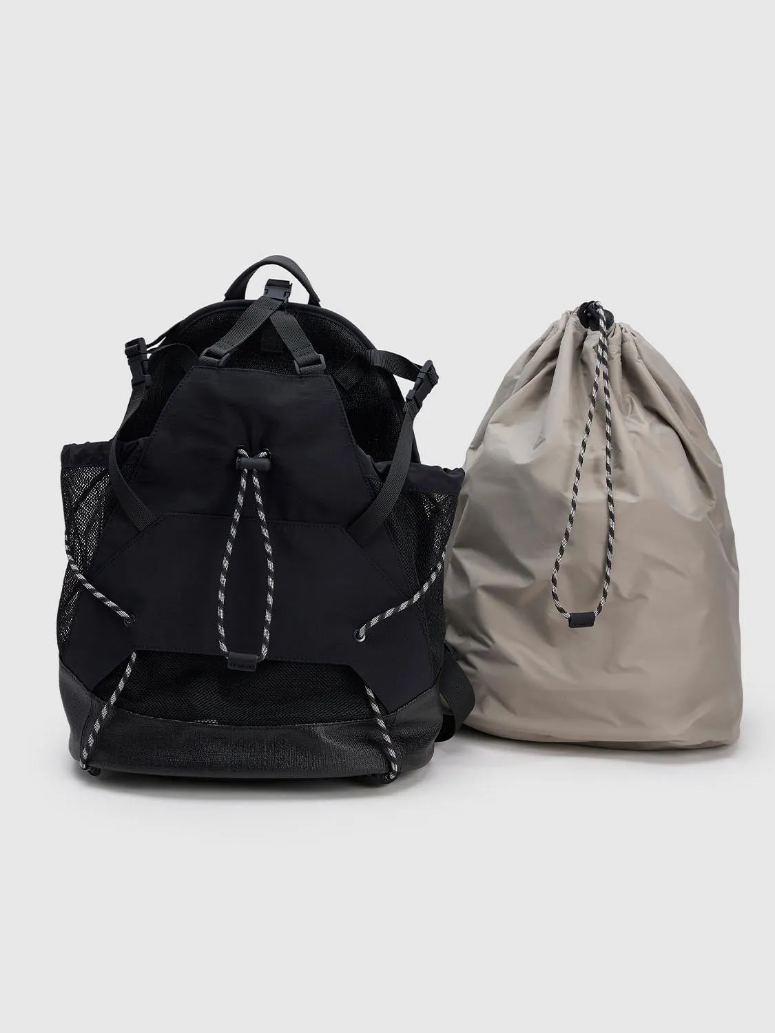 Backpacks sold by Urban Revivo product image thumbnail 4