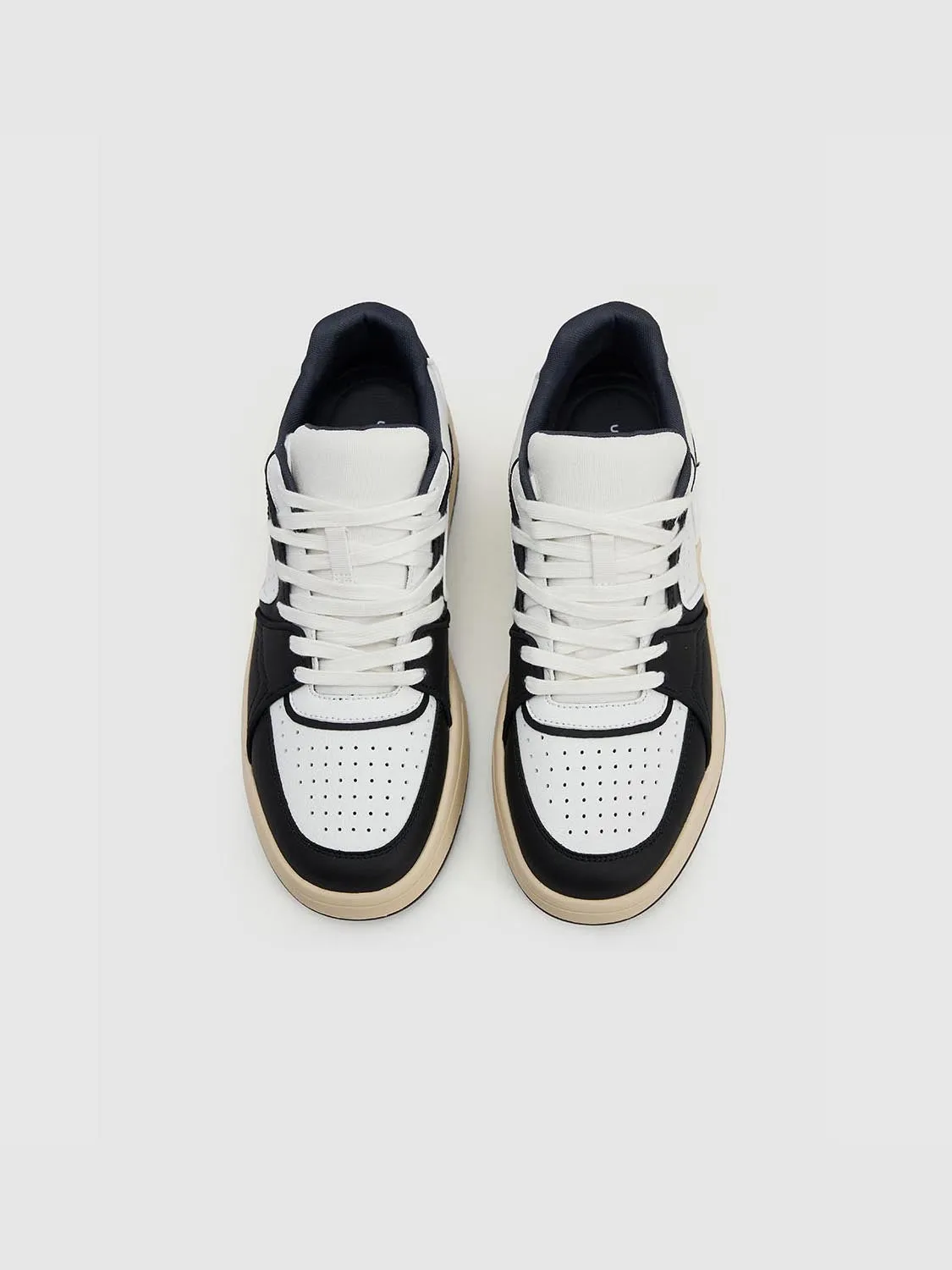 Sneakers sold by Urban Revivo product image thumbnail 4