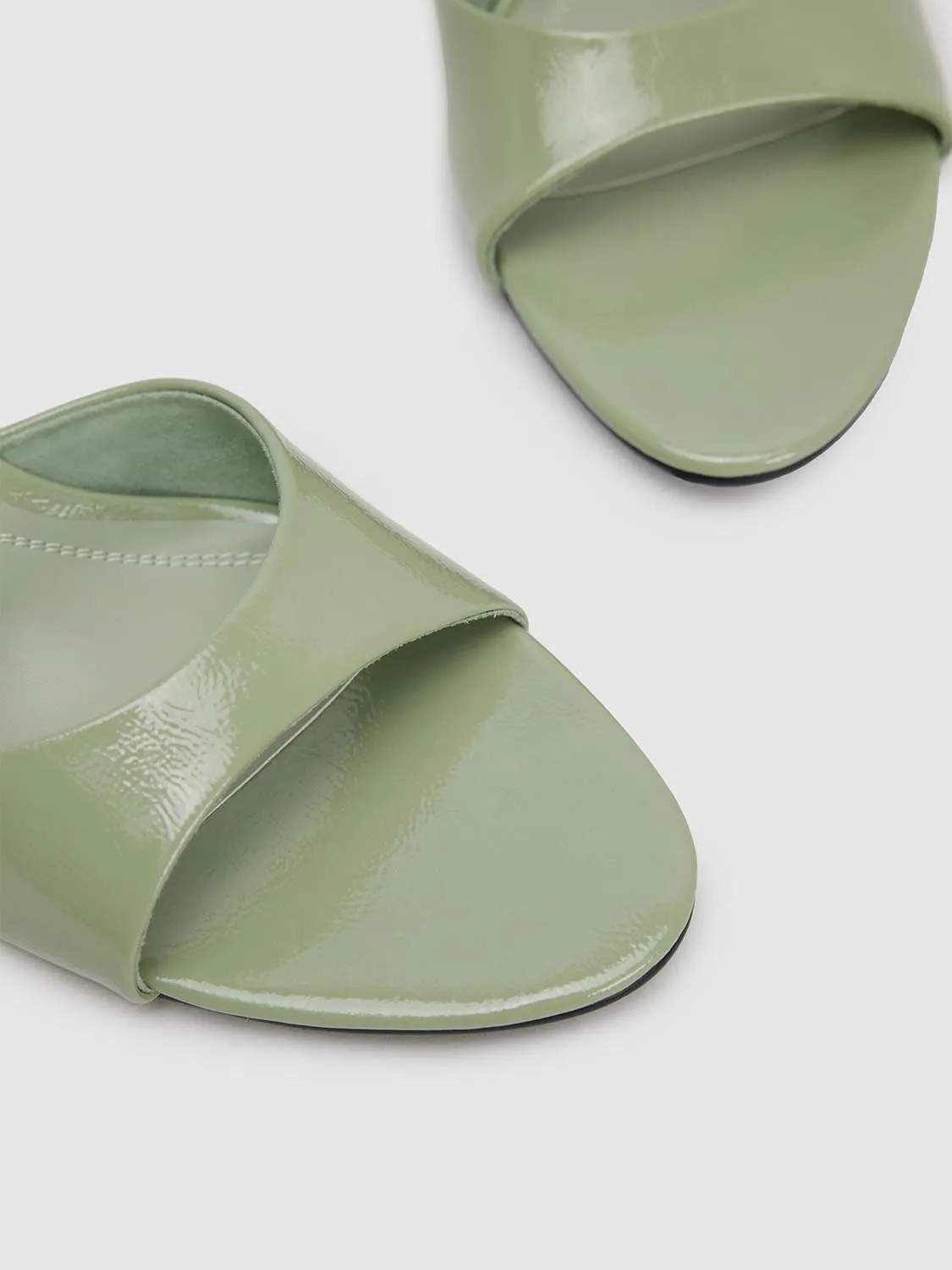 High Heeled Slippers sold by Urban Revivo product image thumbnail 4