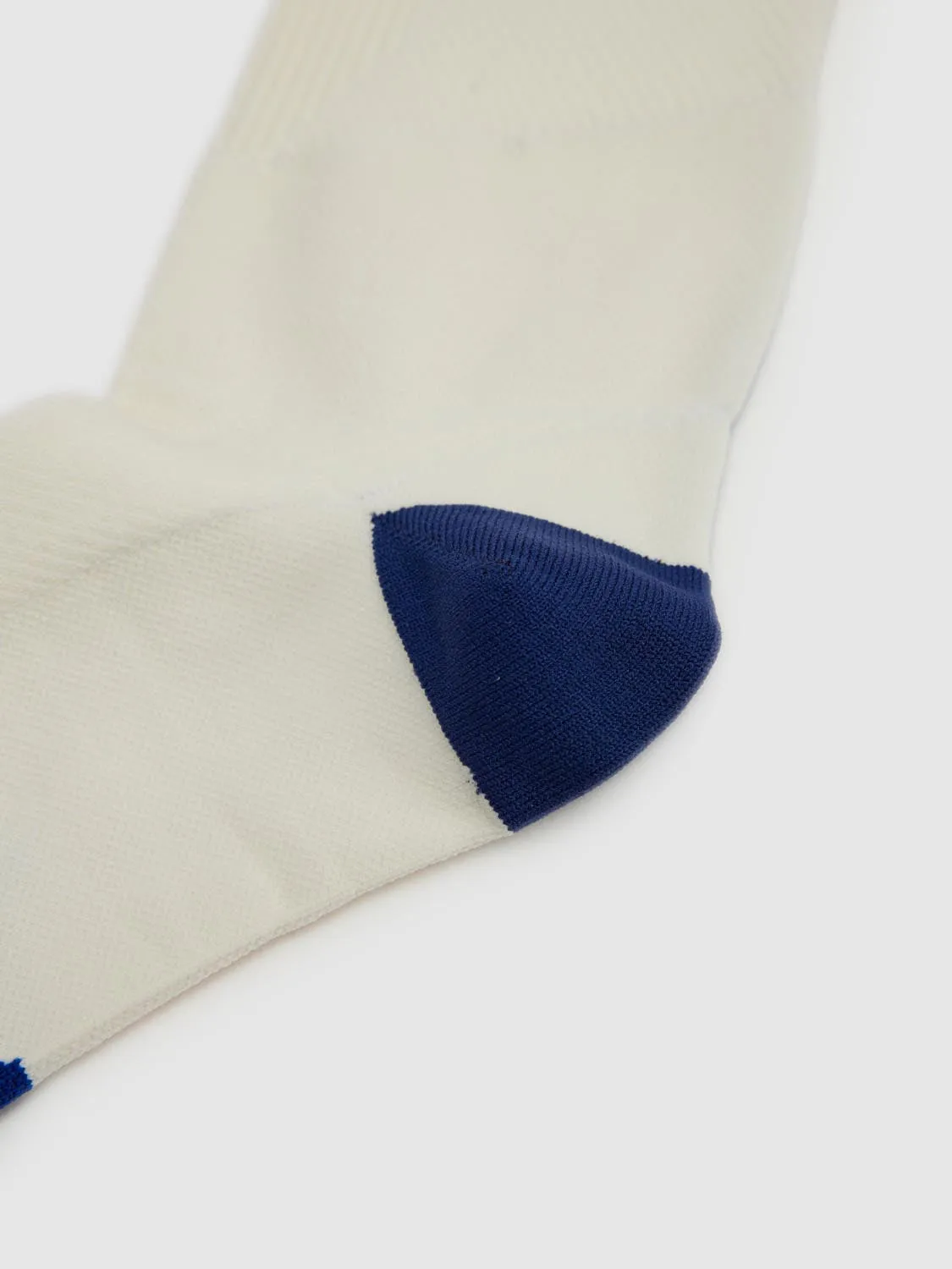 Socks sold by Urban Revivo product image thumbnail 3