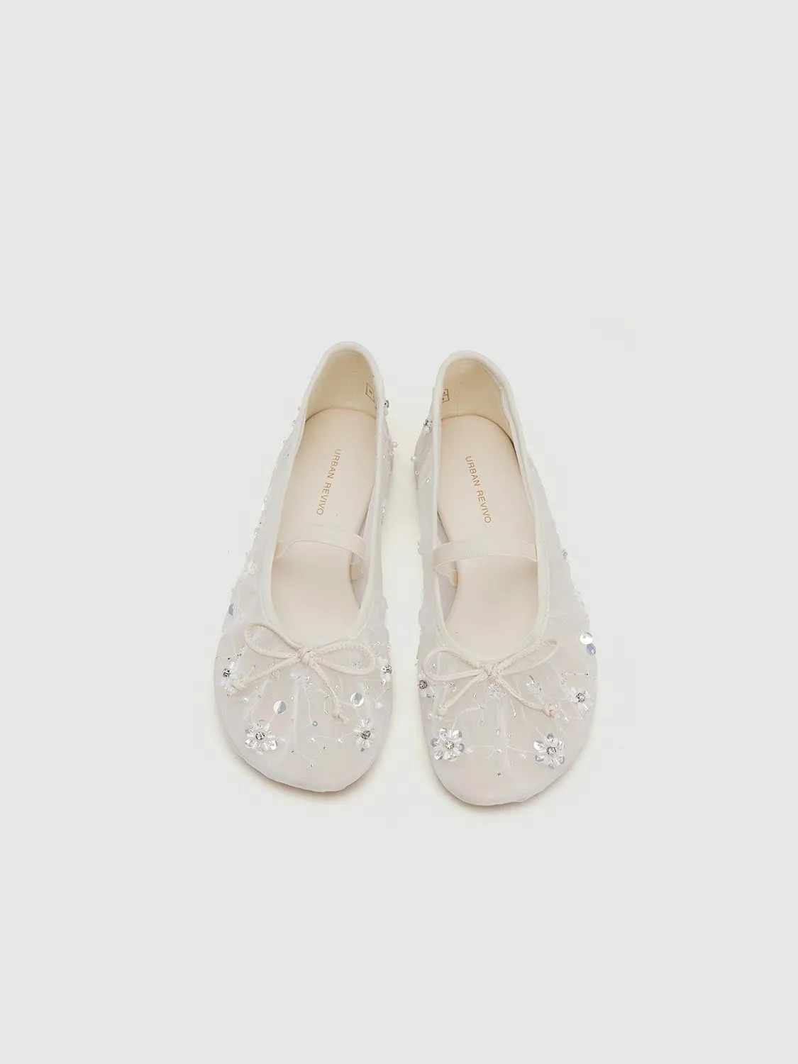 Low-Cut Pumps sold by Urban Revivo product image thumbnail 2