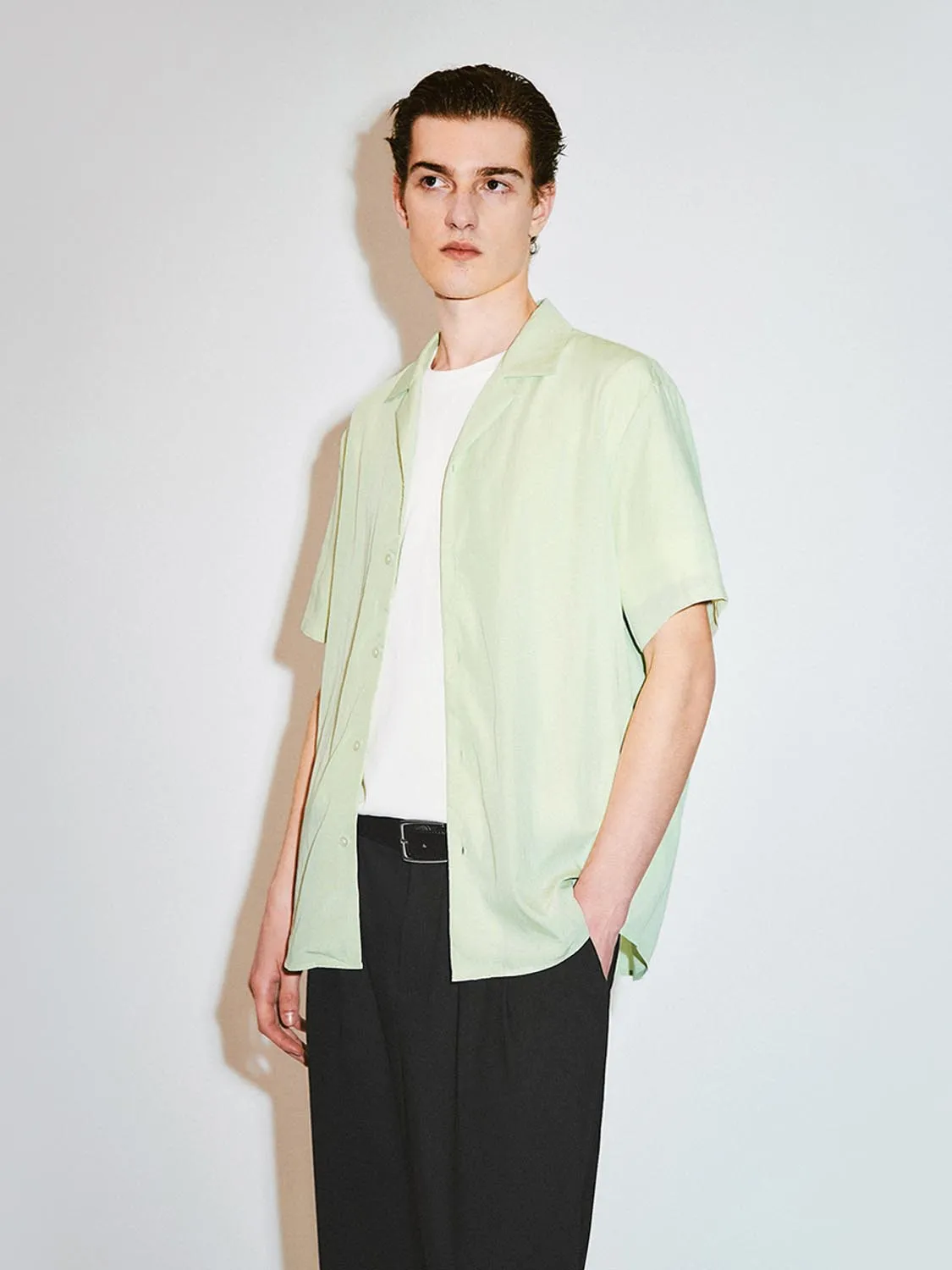 Short Sleeve Shirts sold by Urban Revivo product image thumbnail 5