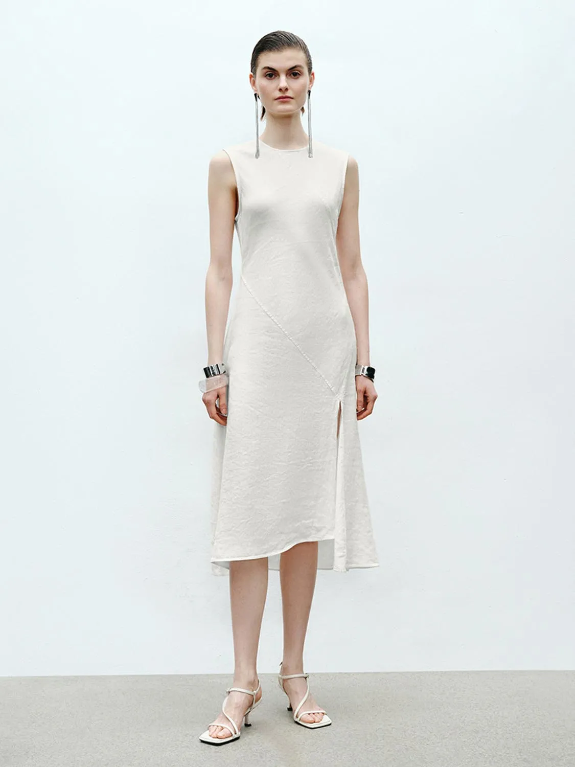Sleeveless A-Line Dresses sold by Urban Revivo product image thumbnail 4