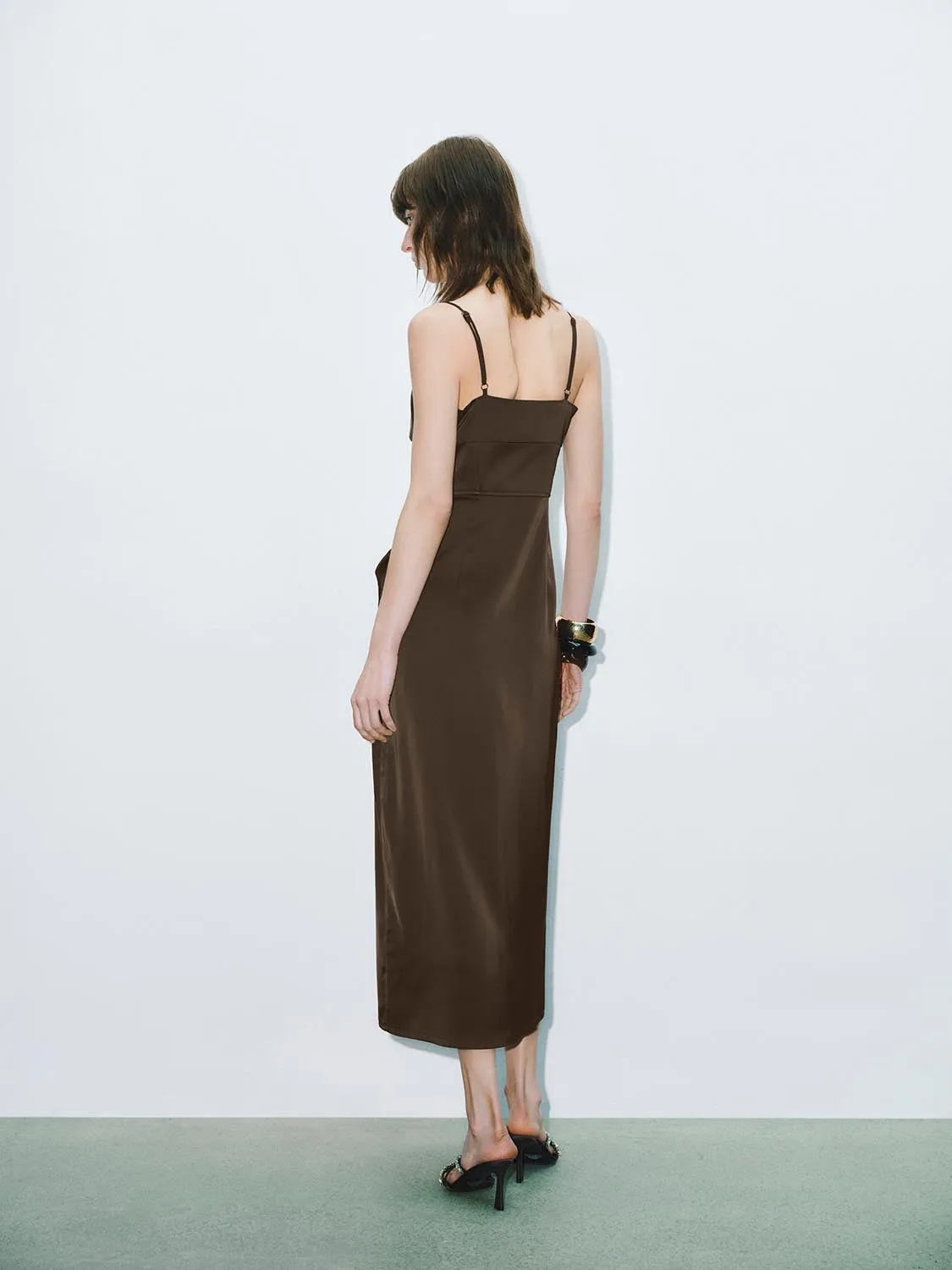 Cami Straight Dresses sold by Urban Revivo product image thumbnail 4