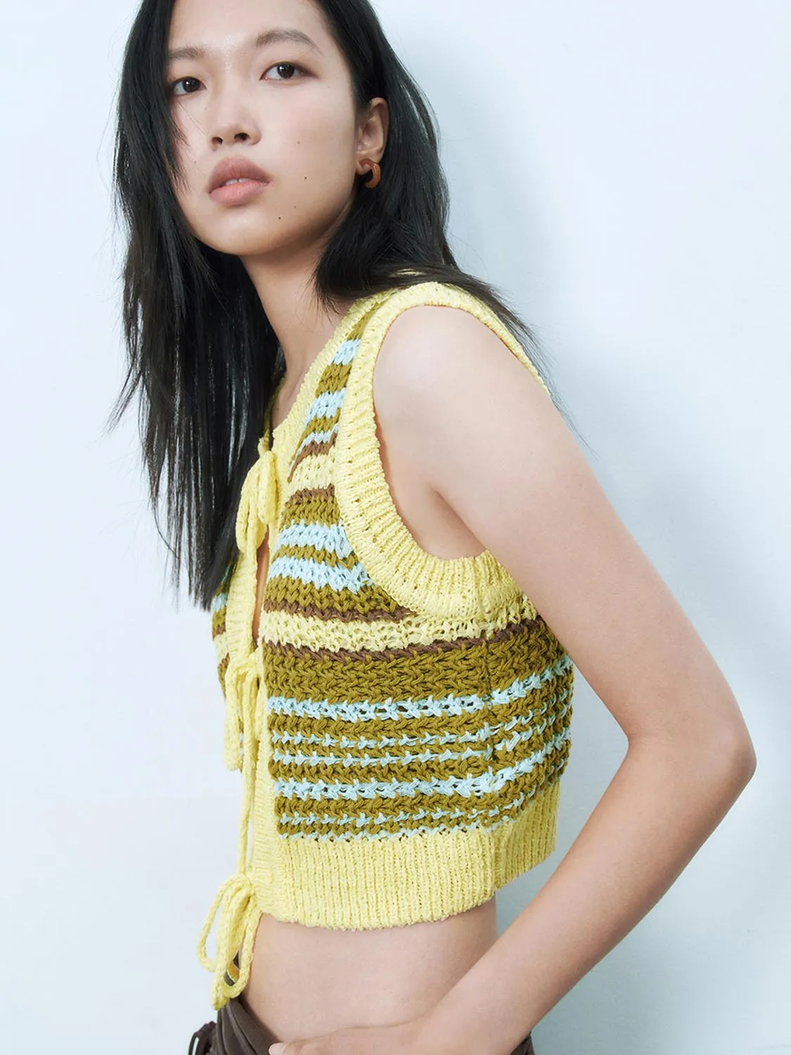 Knitted Lace Up Front Vests sold by Urban Revivo product image thumbnail 5