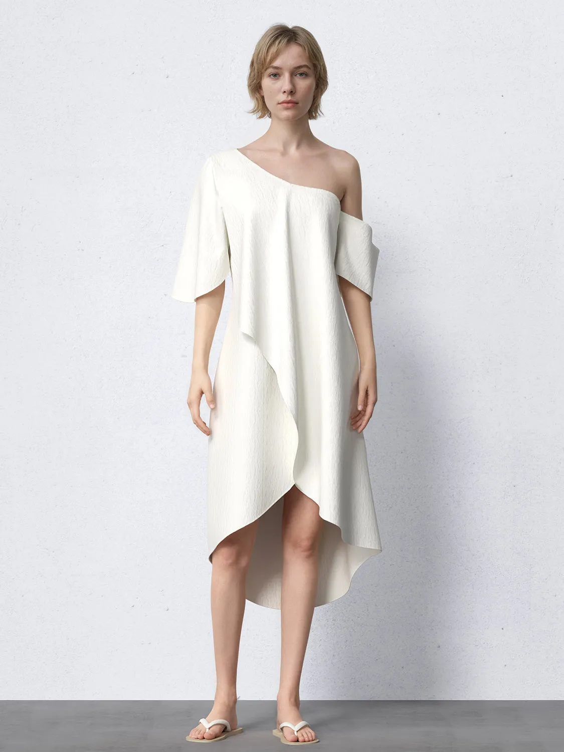 One Shoulder Irregular Hem A-Line Dress sold by Urban Revivo product image thumbnail 2