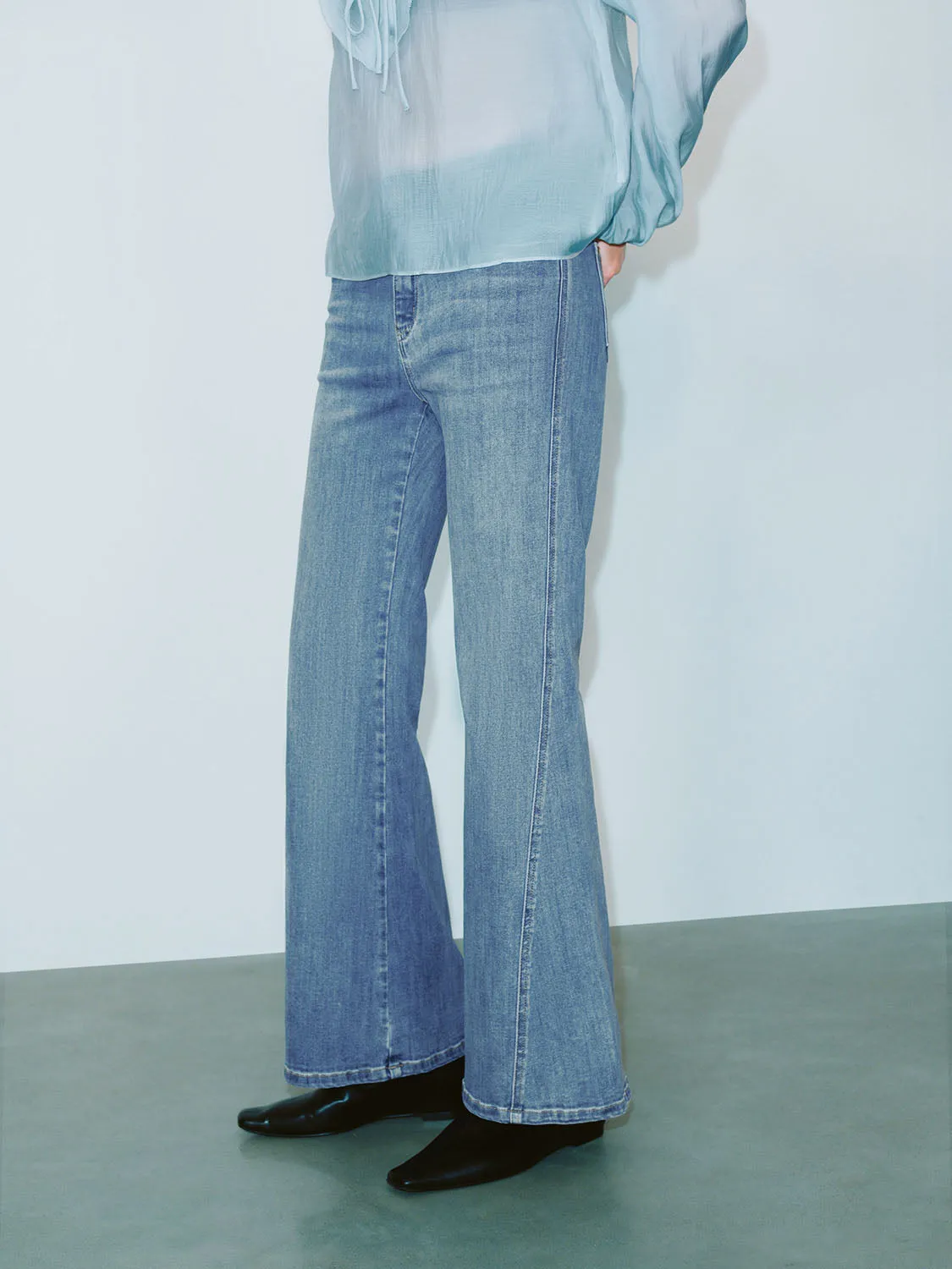 Skinny Denim Jeans sold by Urban Revivo product image thumbnail 3