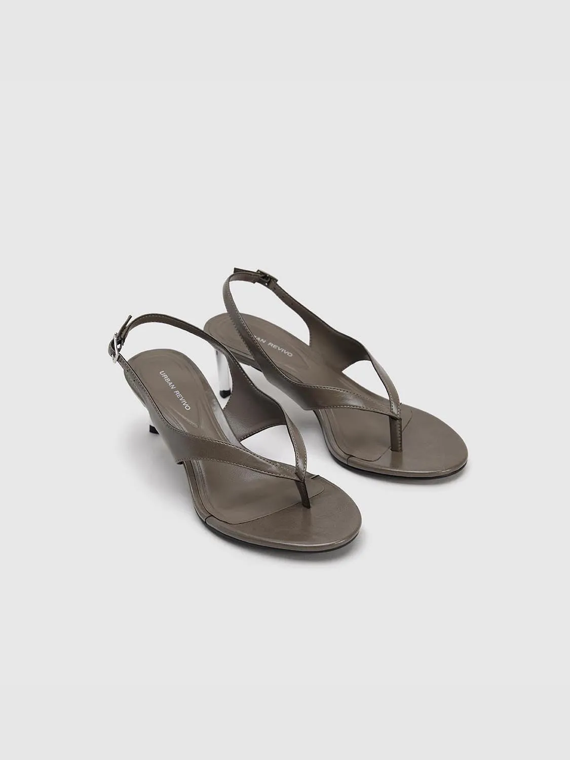 Sandals sold by Urban Revivo
