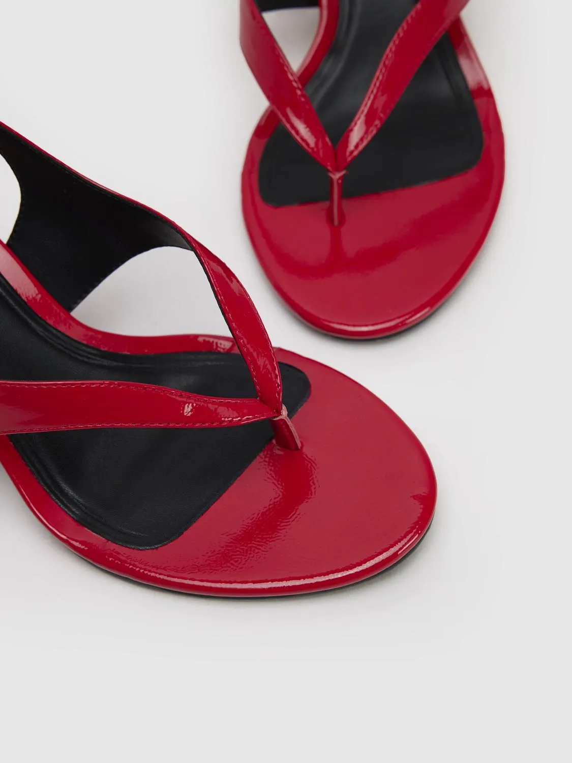 Sandals sold by Urban Revivo product image thumbnail 5