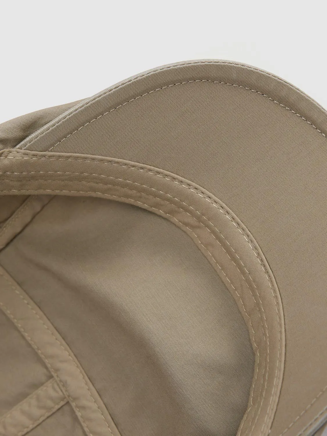 Hats sold by Urban Revivo product image thumbnail 5