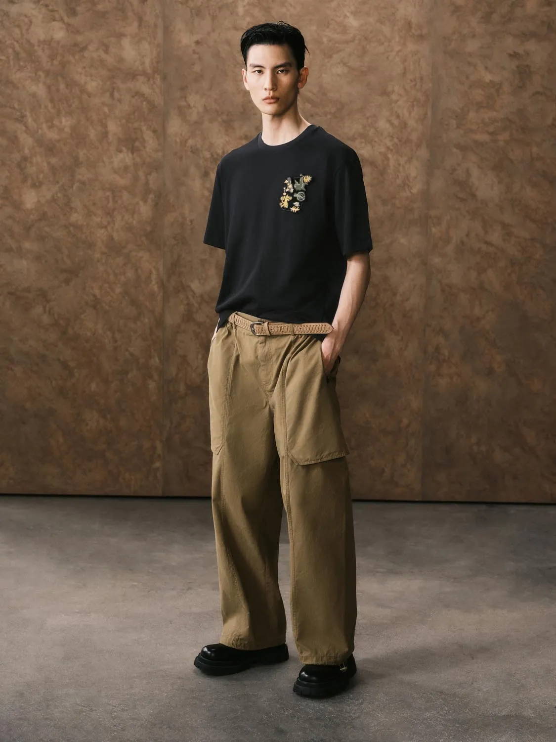 Short Sleeve T-Shirts sold by Urban Revivo product image thumbnail 5