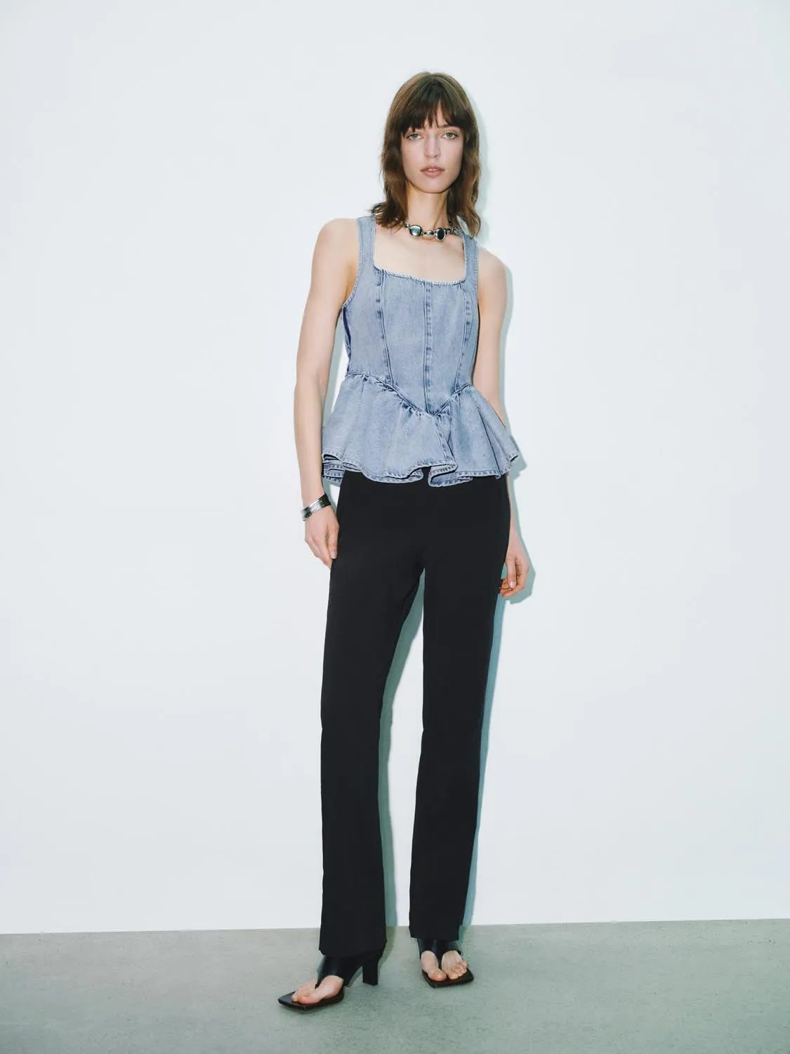 Sleeveless Denim Shirts sold by Urban Revivo product image thumbnail 4