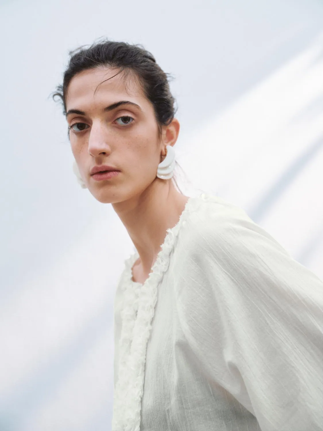 Ruffle Hem Overhead Shirt sold by Urban Revivo product image thumbnail 3