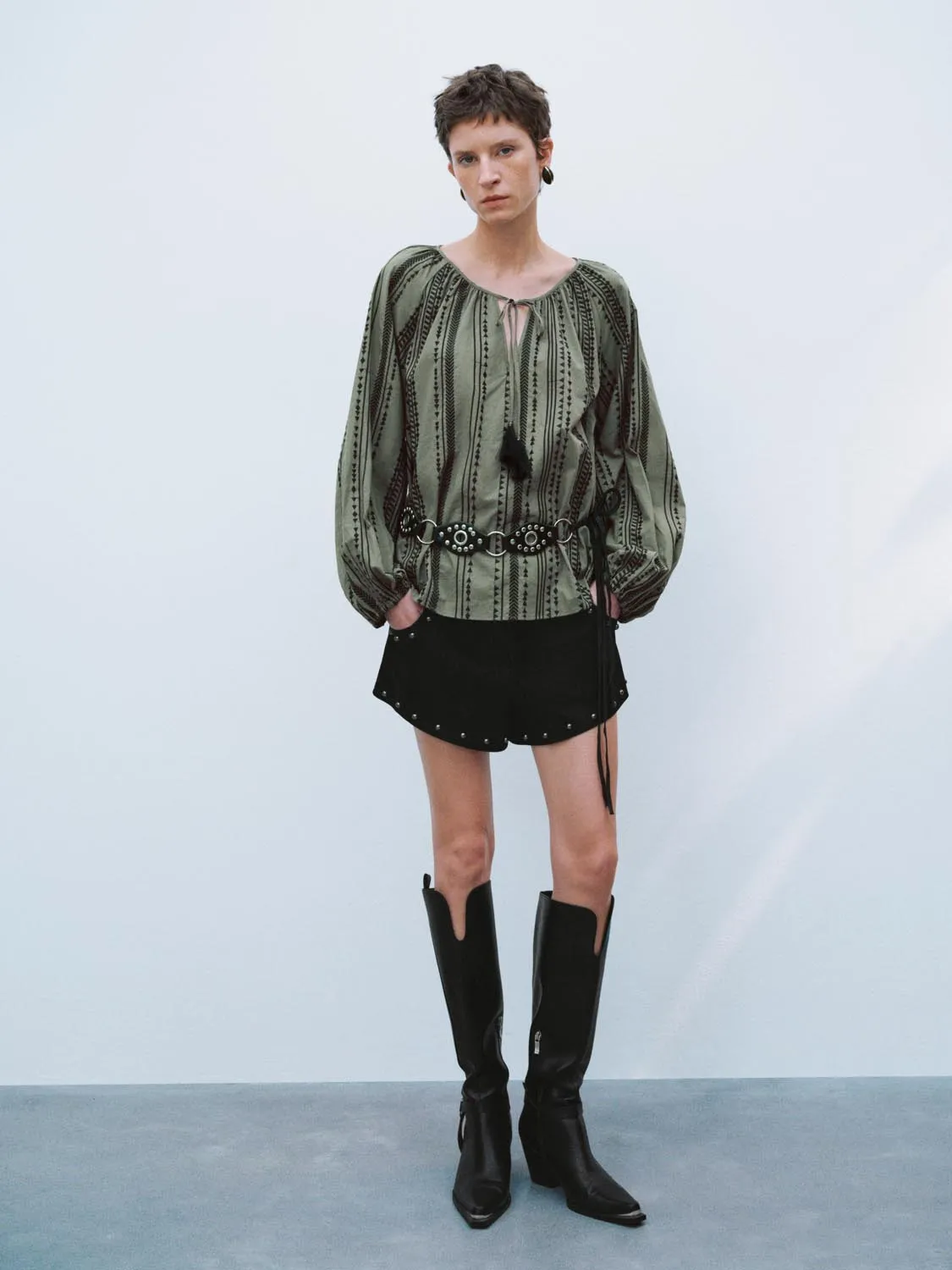 Overhead Shirts sold by Urban Revivo product image thumbnail 4